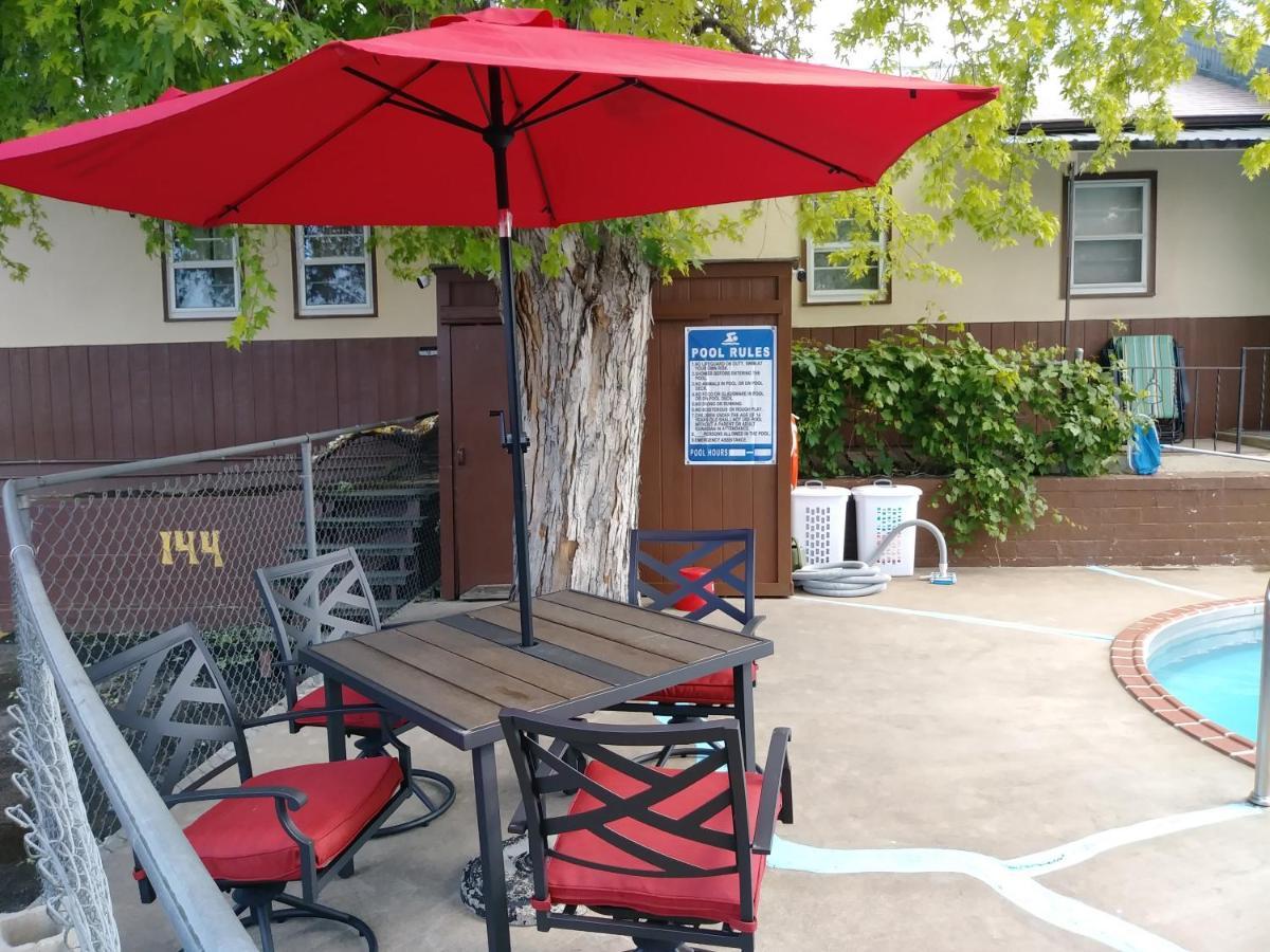 Bell'S Motor Lodge Motel - Спеърфиш Екстериор снимка